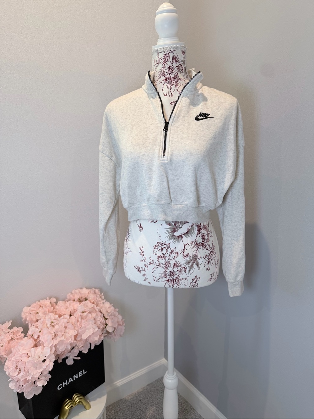 Nike Cream Half-Zip Cropped Pullover Fleece with Black Logo